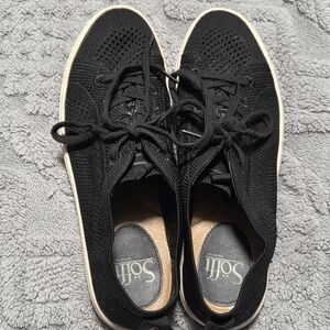 Women's Black Knit Sneakers